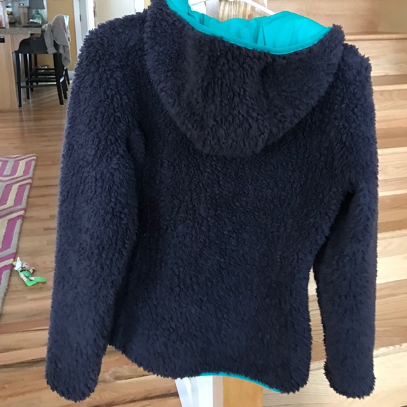 EUC Patagonia M hooded jacket - Picture 3 of 4